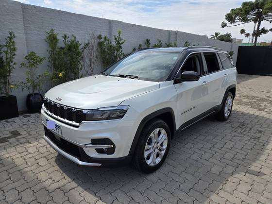 JEEP COMMANDER 1.3 T270 TURBO FLEX LONGITUDE AT6